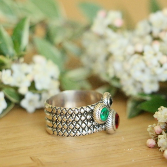 Artisan sterling silver ring Size 7.5 - Picture 6 of 7